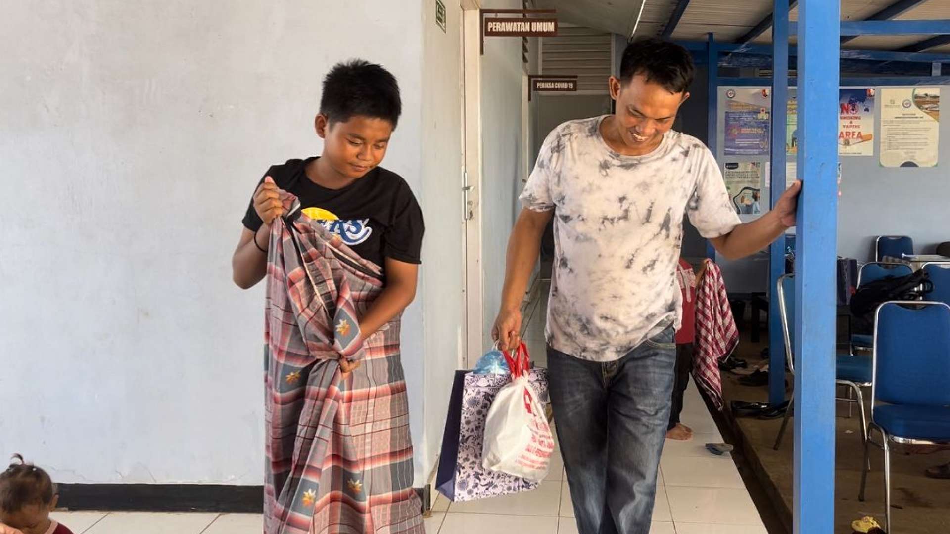 jelang-hari-bakti-tni-au-puluhan-anak-ikut-sunat-massal-di-merauke