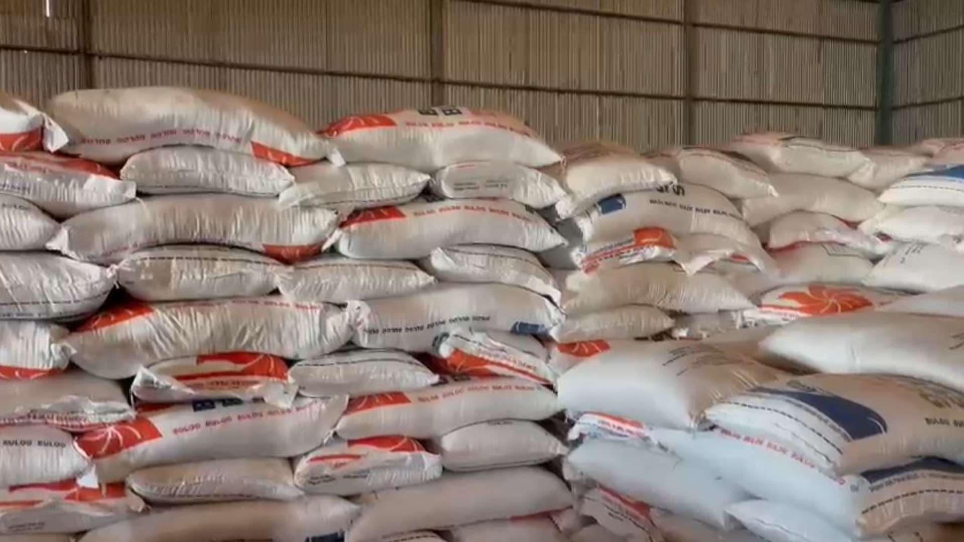 Stok beras di gudang Bulog Merauke. Foto: Ami/ Papua60detik