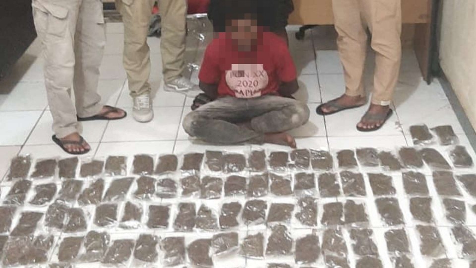 kasus-narkotika-wna-asal-png-ditangkap-polisi