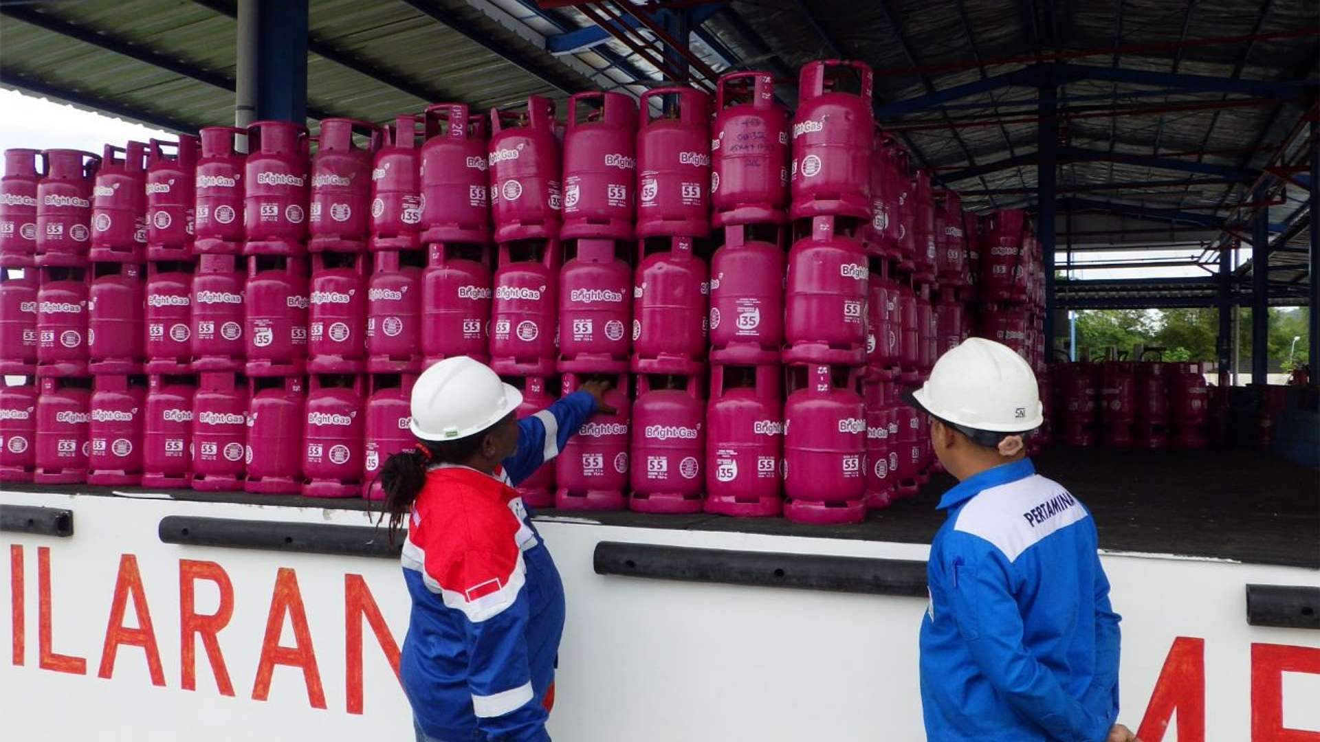 pertamina-patra-niaga-pastikan-stok-lpg-aman-di-papua-maluku