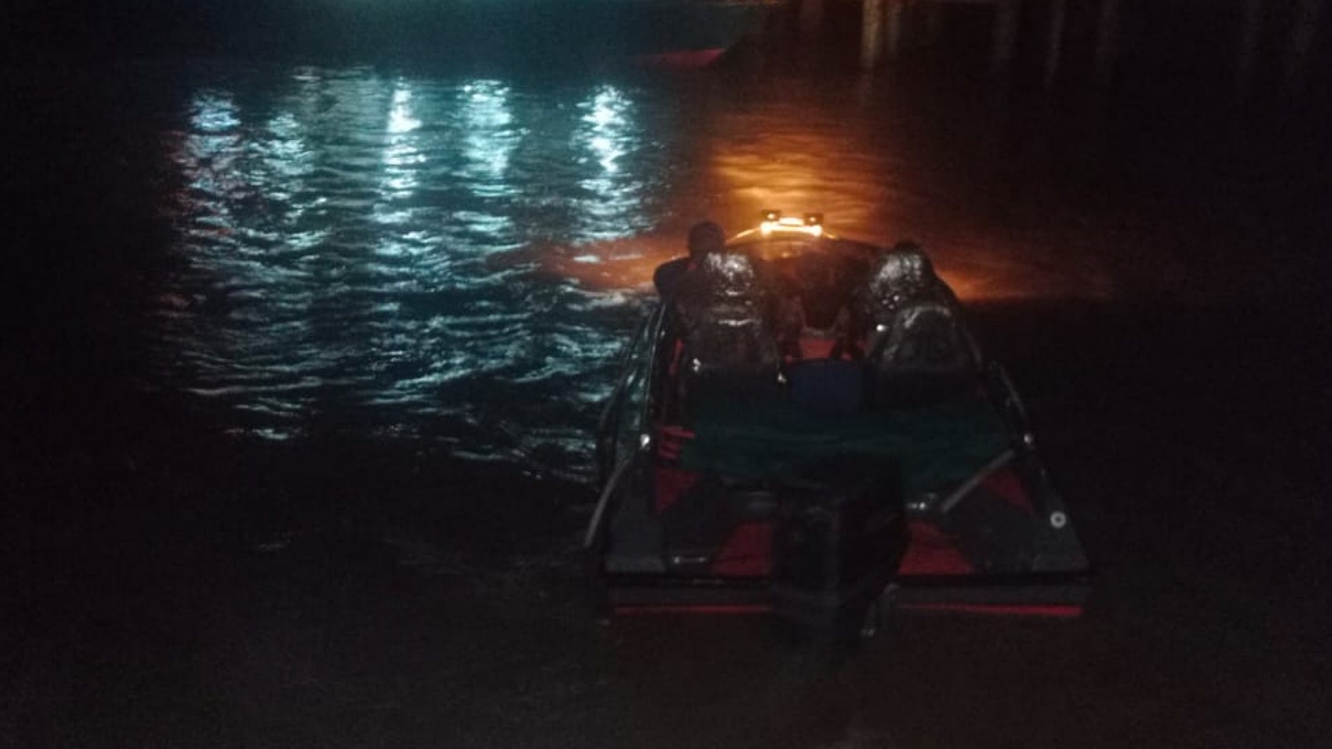jatuh-dari-speed-boat-amirudin-masih-dicari