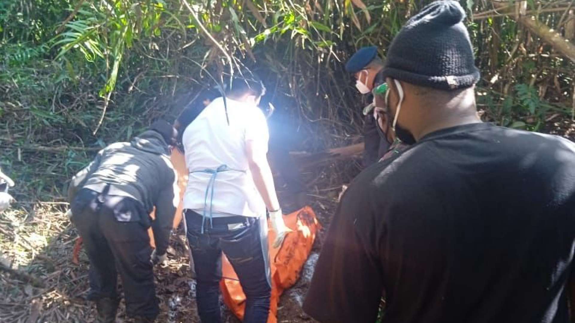 temuan-sosok-mayat-perempuan-gegerkan-warga-mam