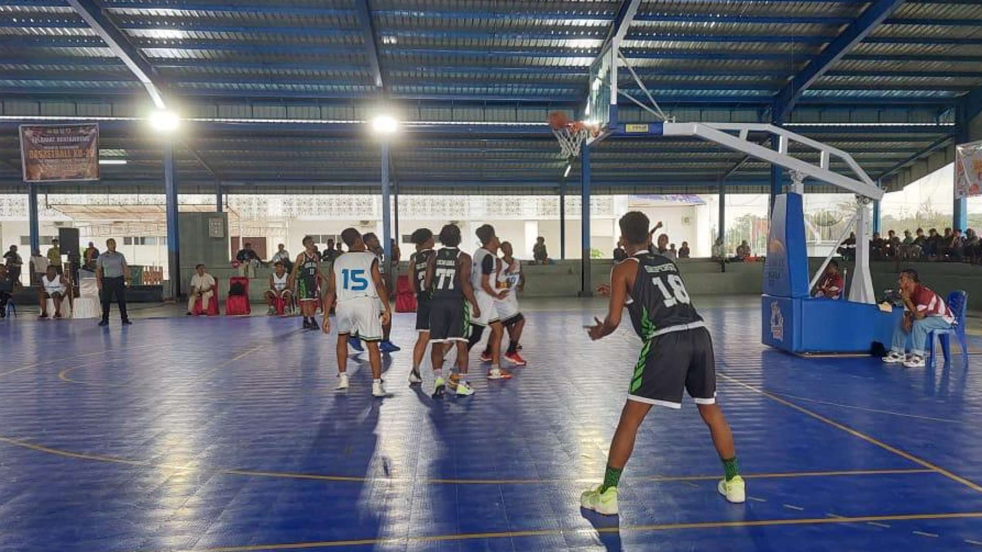 disparbudpora-gelar-turnamen-bola-basket-u-20-se-provinsi-papua-tengah