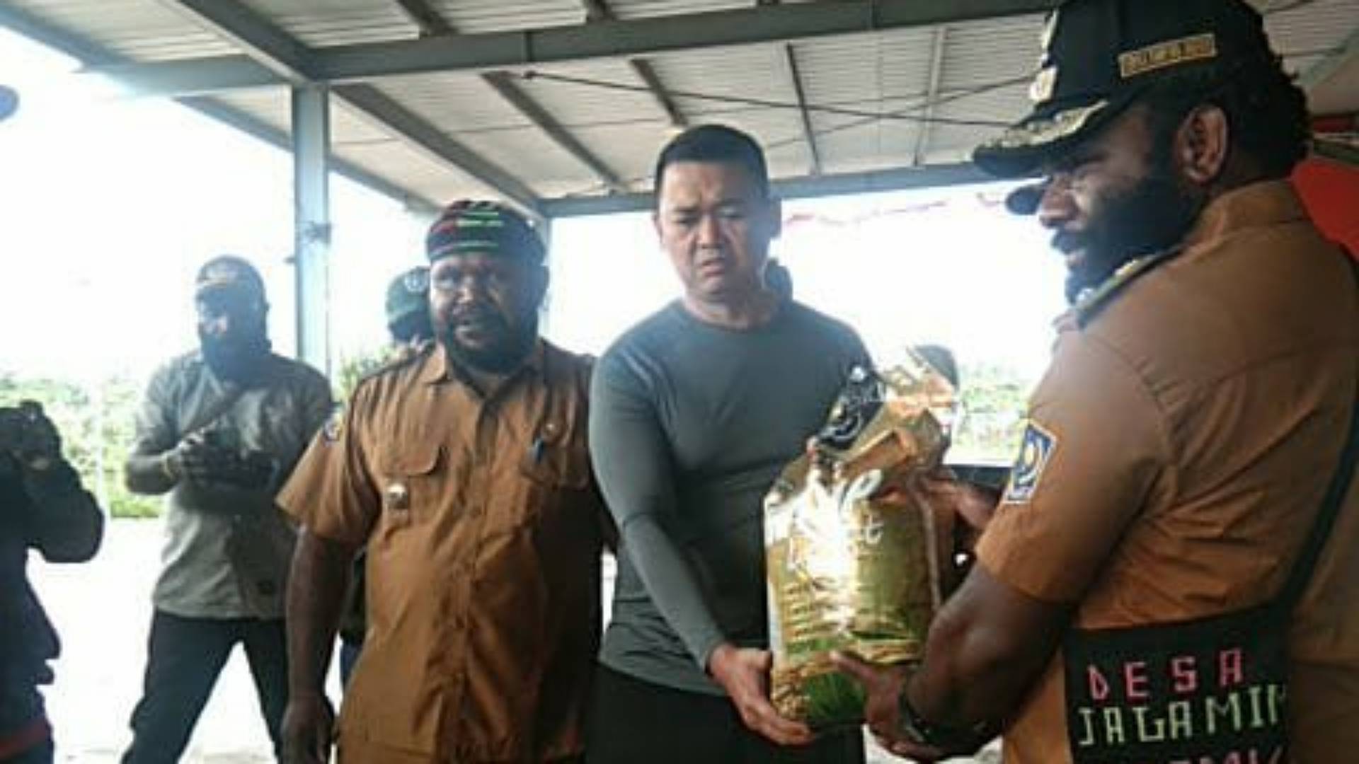 bangun-kembali-tiga-jembatan-putus-di-tembagapura-pemkab-koordinasi-pt-freeport