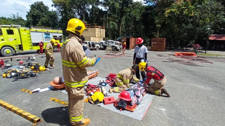 tim-rescue-pt-freeport-asah-kemampuan-di-ifrc-2023