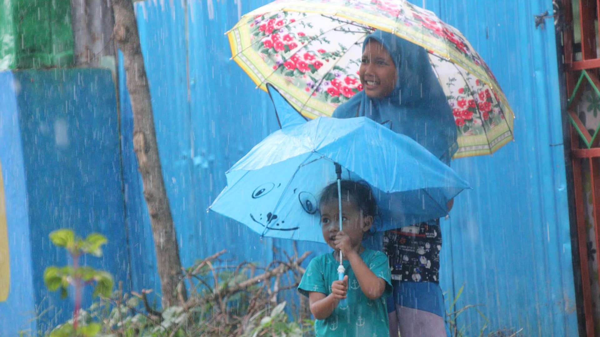 puncak-curah-hujan-berakhir-timika-masih-terus-diguyur-hujan