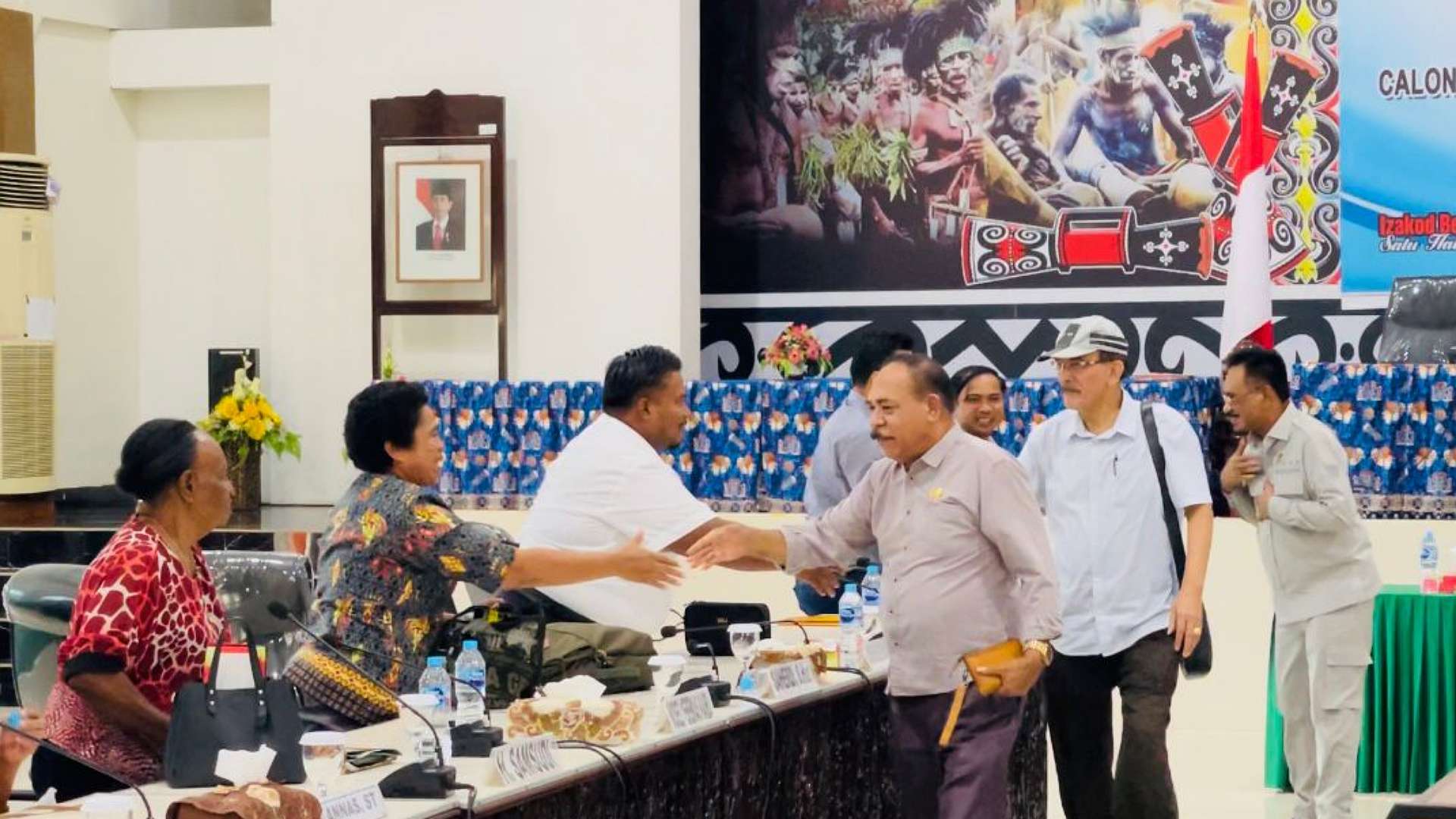 puluhan-pensiuanan-asn-adukan-mandiri-taspen-ke-dprd