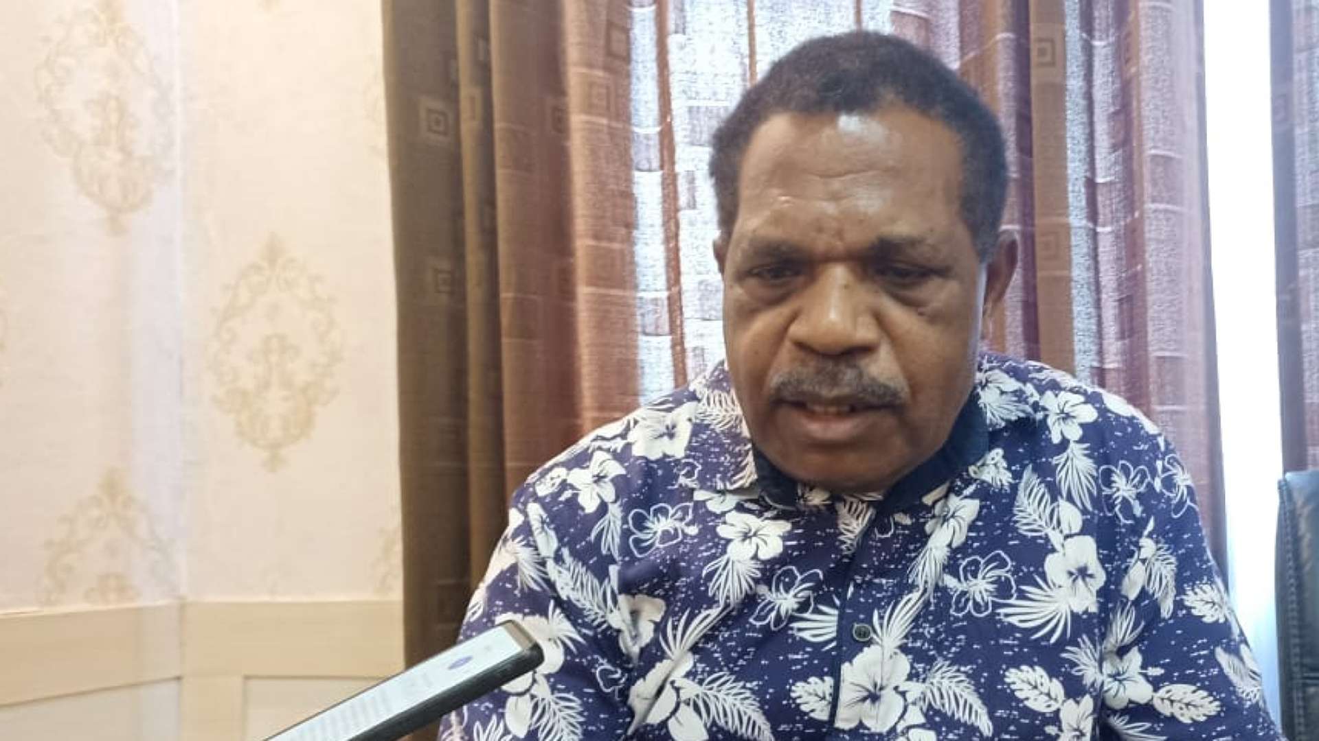 soroti-opd-bangun-kantor-megah-leo-kocu-pelayanan-ke-masyarakat-belum-maksimal