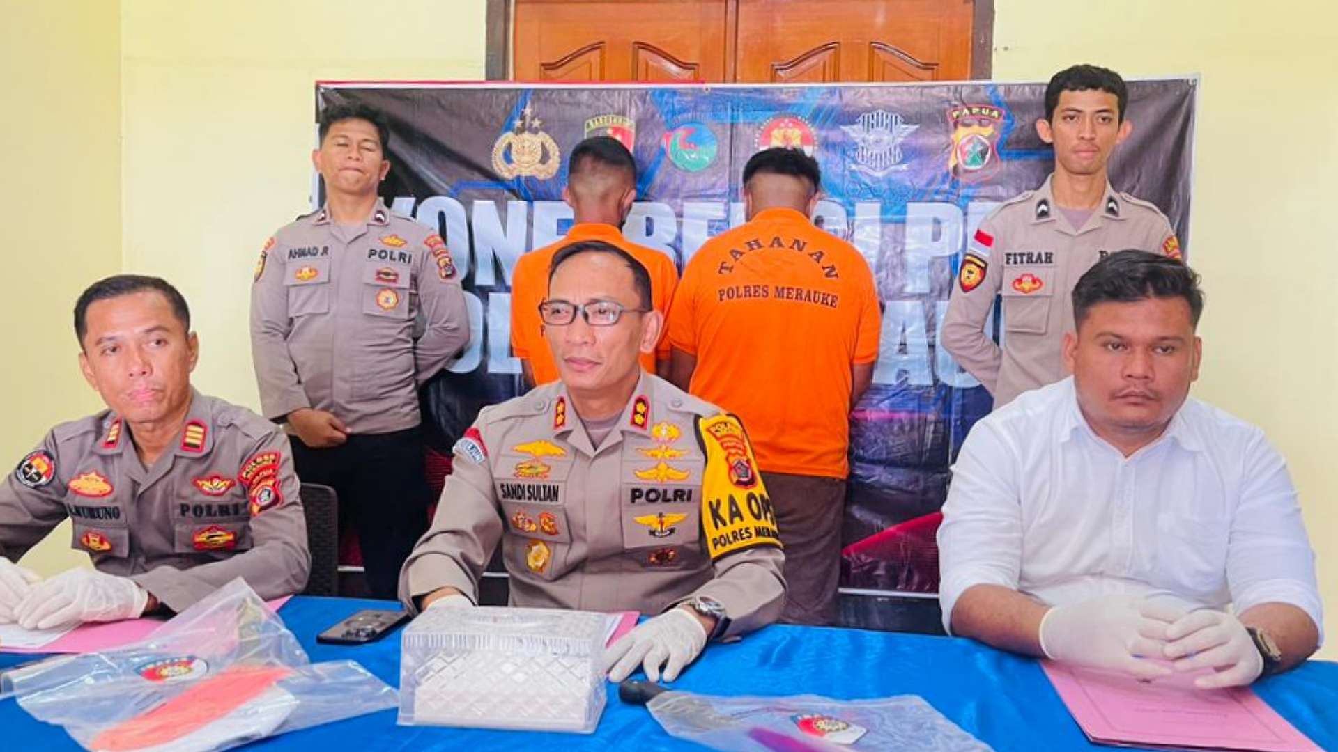 polisi-ringkus-dua-pelaku-pembacok-warga-di-merauke