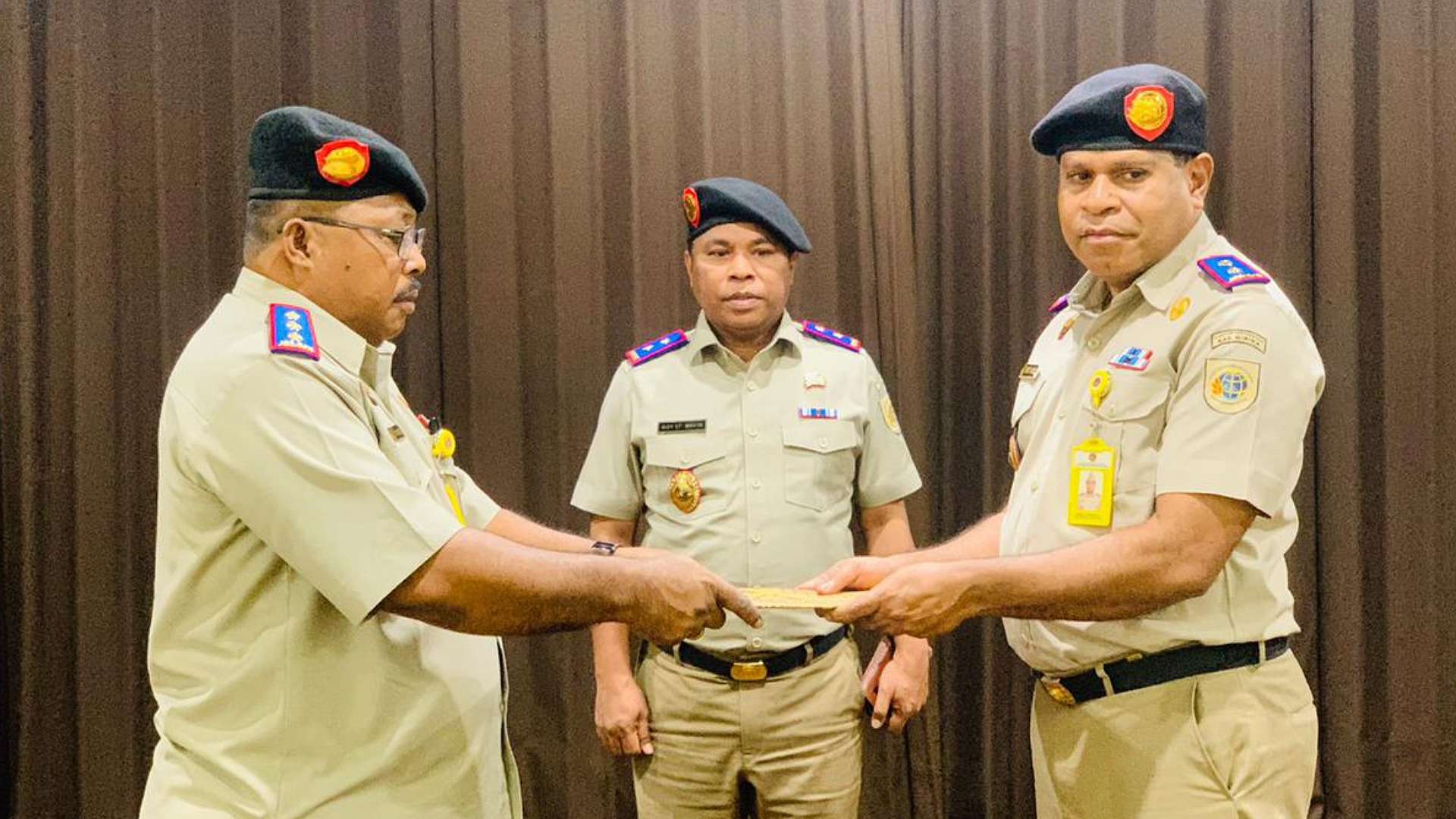 yosep-simon-done-jabat-kepala-kpn-mimika