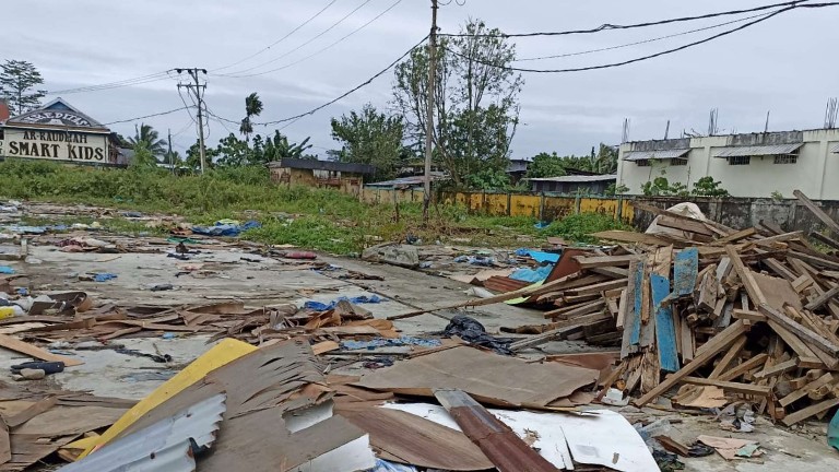cakbor-depan-pasar-sentral-dibongkar-akan-dibuat-gerai-industri