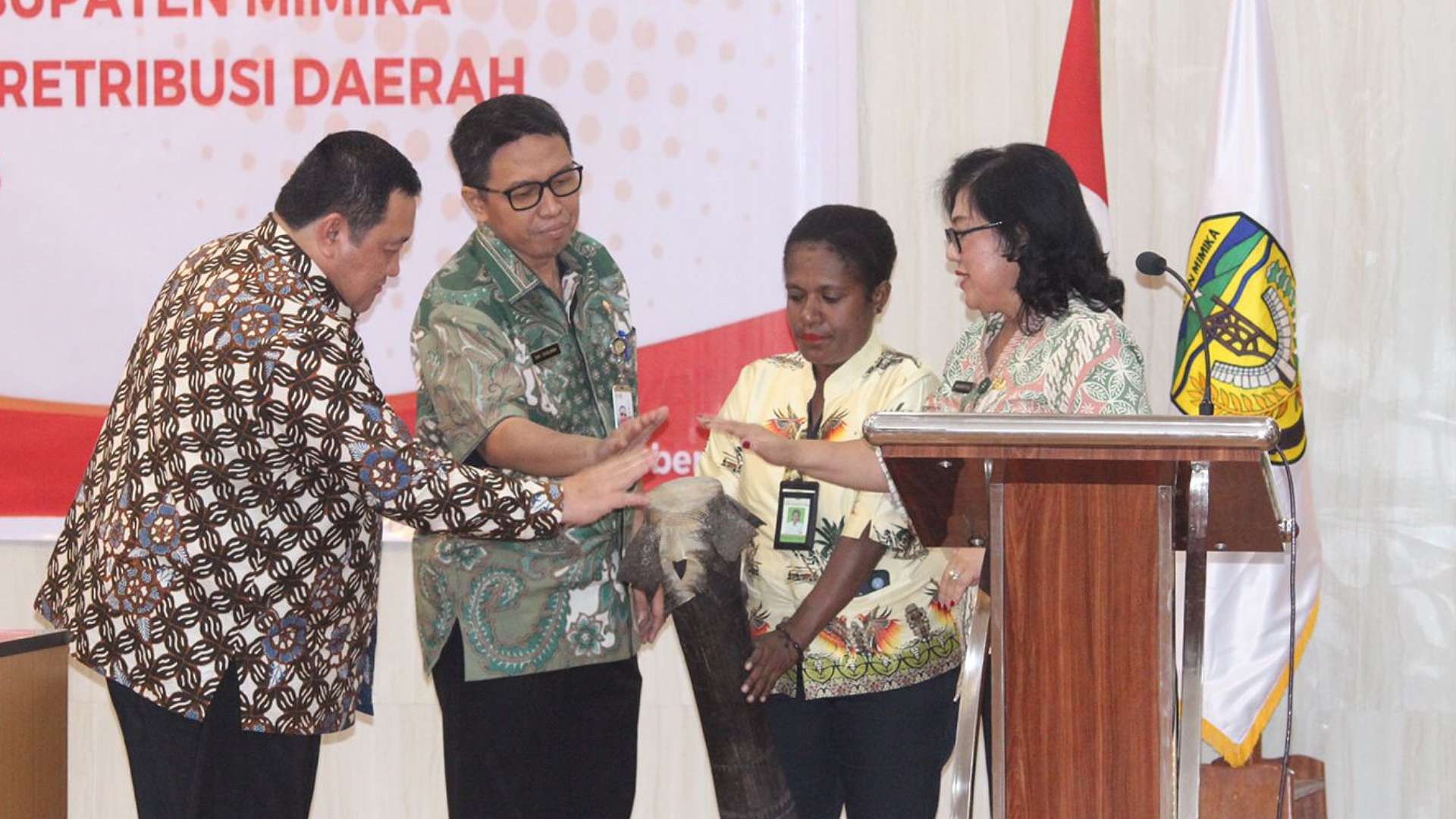 mimika-bakal-punya-perda-pajak-retribusi-daerah-baru