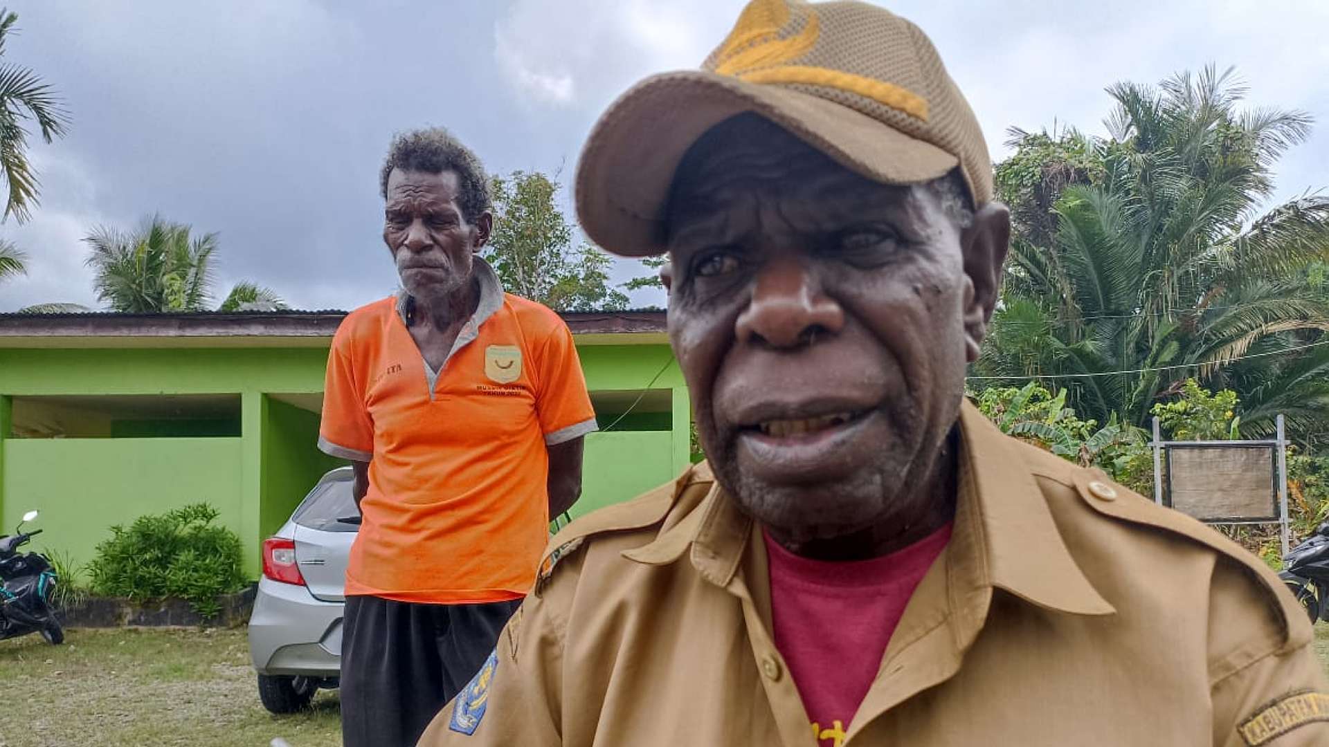 pakai-dana-desa-pemerintah-kampung-tipuka-bantu-warganya-10-unit-mesin-jonson