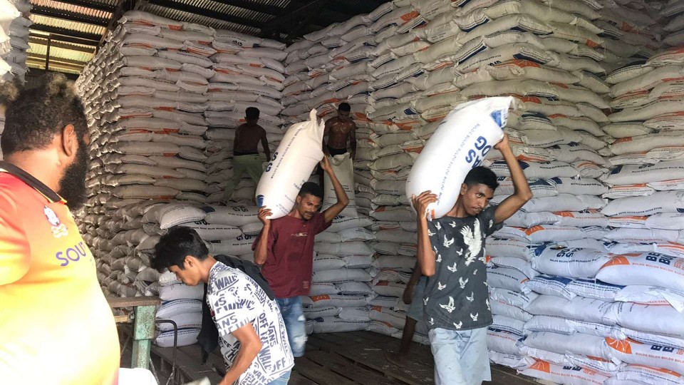 stok-beras-bulog-timika-3400-ton-layani-tiga-kabupaten