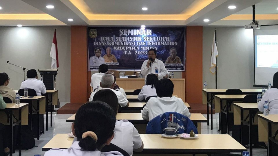 diskominfo-mimika-seminar-data-statistik-sektoral