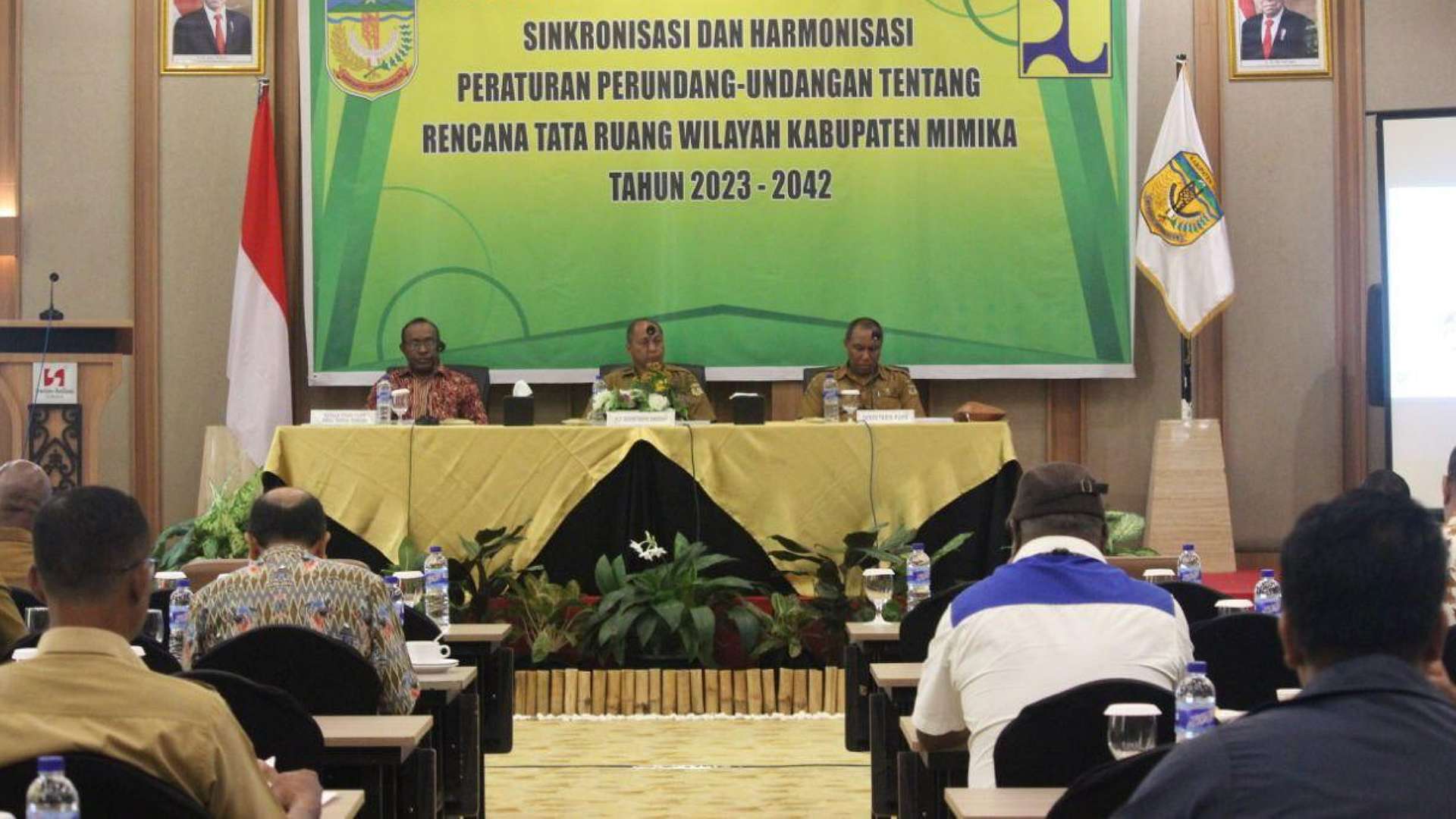 pemkab-mimika-sinkronisasi-rancangan-perda-tata-ruang-bersama-kabupaten-tetangga