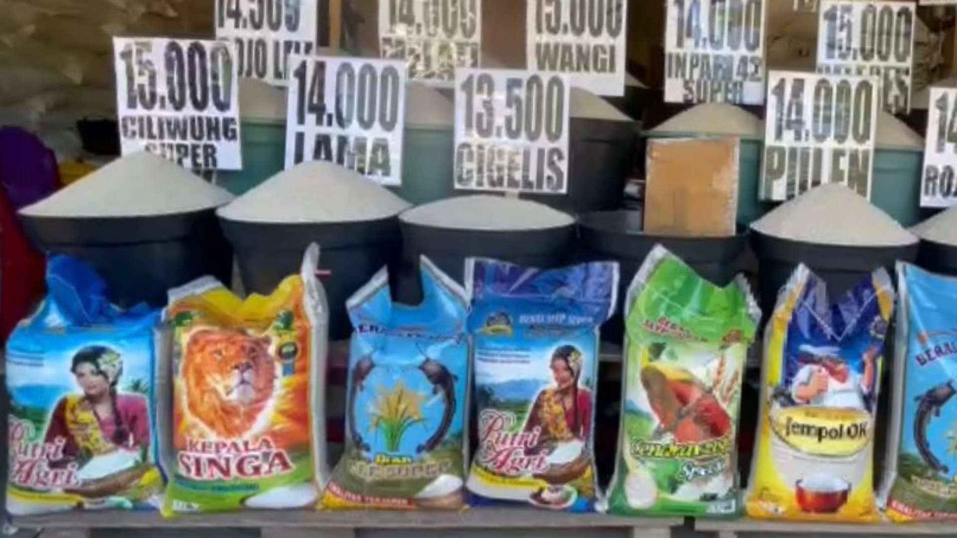 merasa-dirugikan-penjual-beras-adukan-balik-pihak-restoran