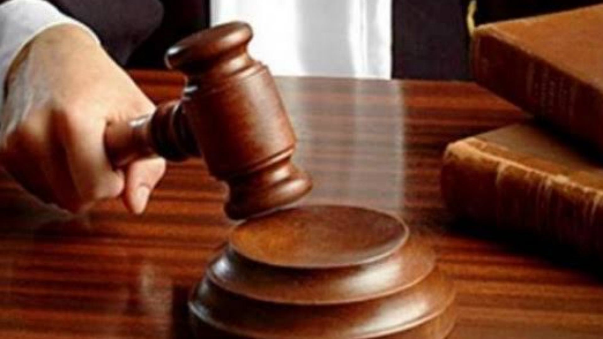 lukas-enembe-divonis-8-tahun-penjara-dan-denda-rp500-juta