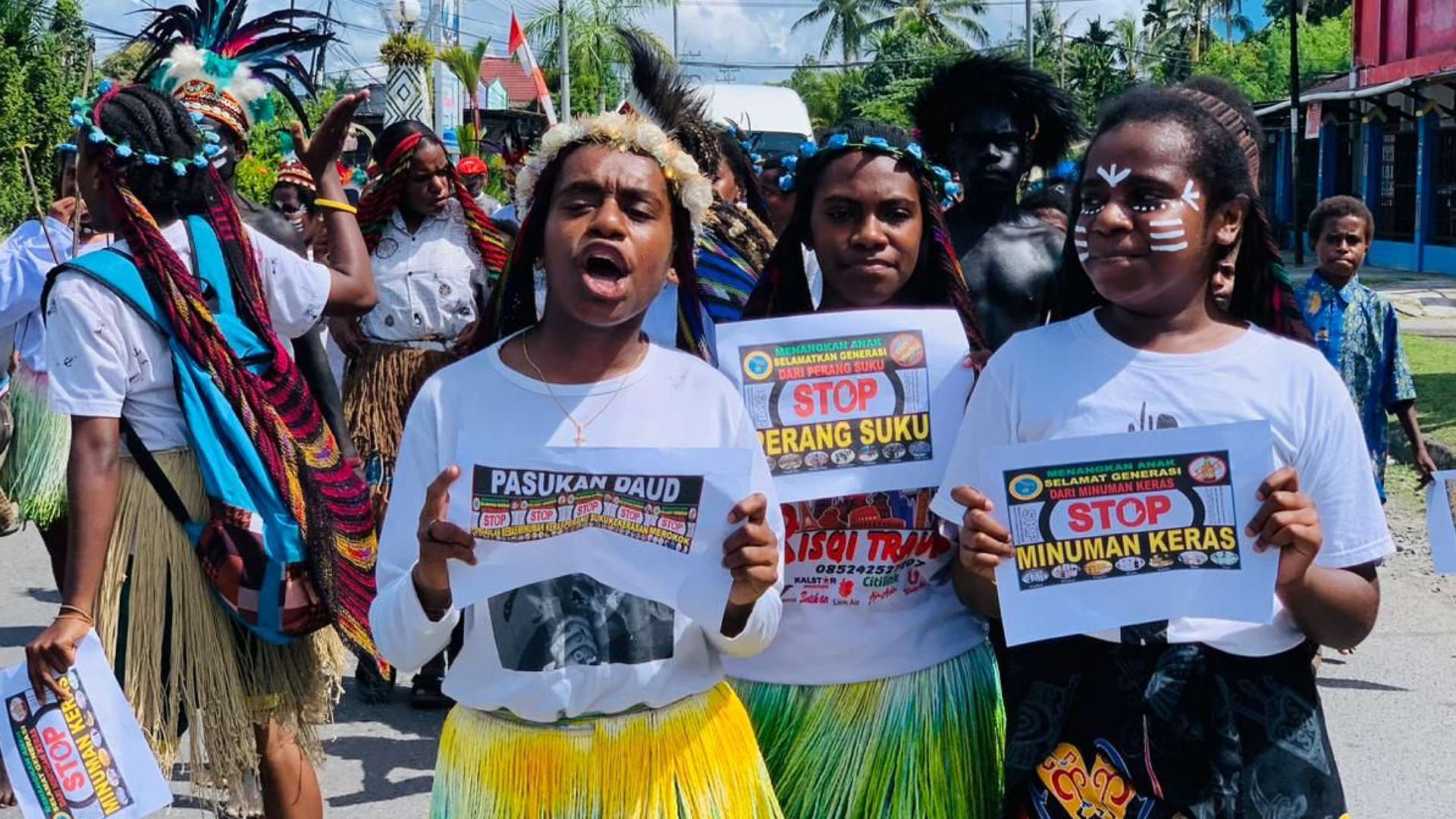 anak-kingmi-timika-kampanye-tolak-miras-rokok-lem-aibon-perang-suku-sampai-seks-bebas