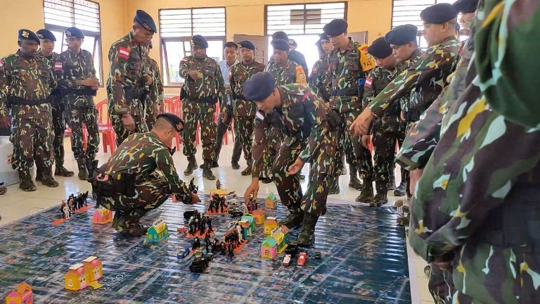 brimob-merauke-latihan-tfg-jelang-pemilu-2024