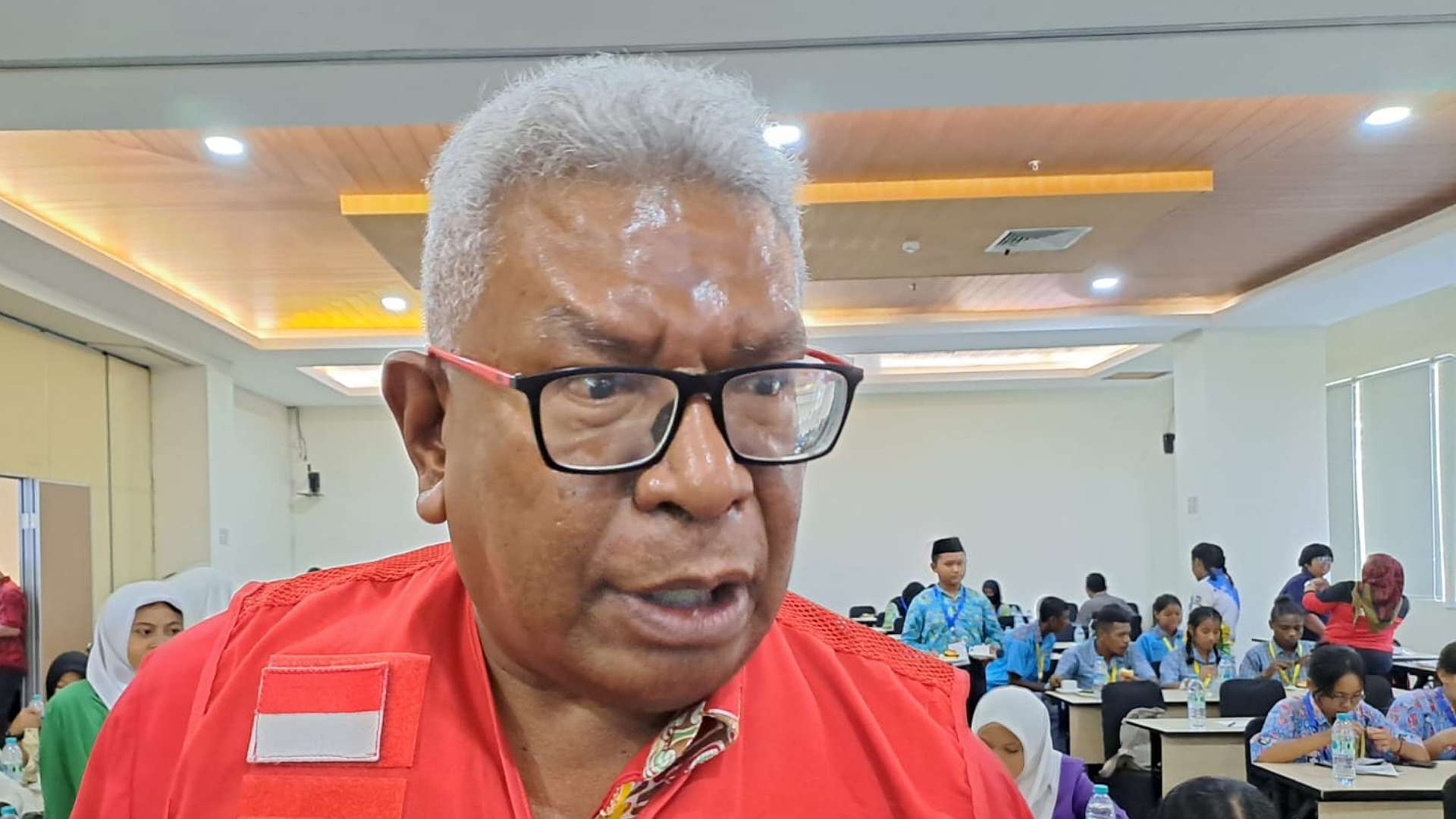 john-rettob-sebut-pengurus-baru-koni-mimika-tidak-sah