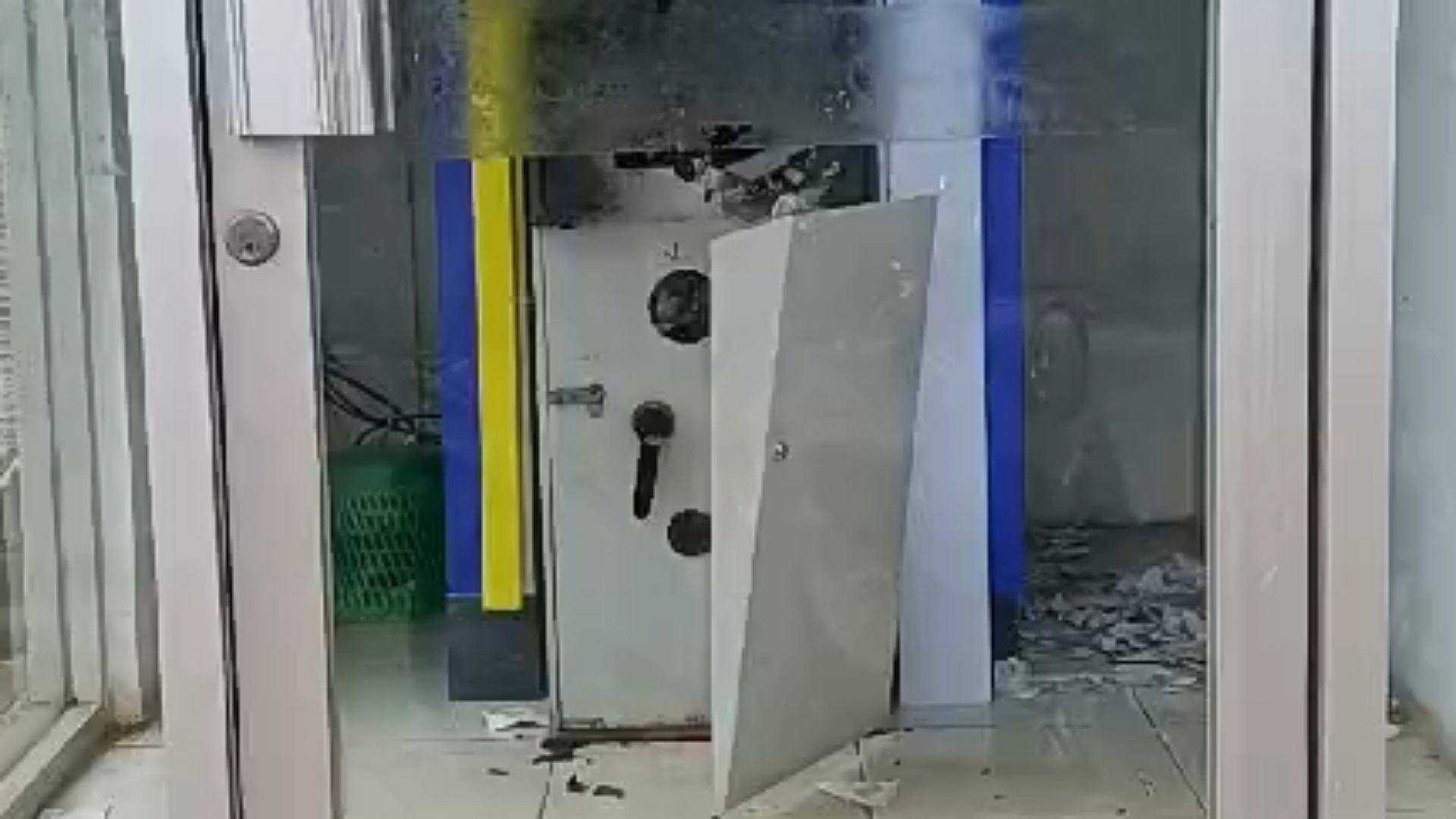 atm-bank-mandiri-dirusak-polisi-belum-terima-laporan-resmi