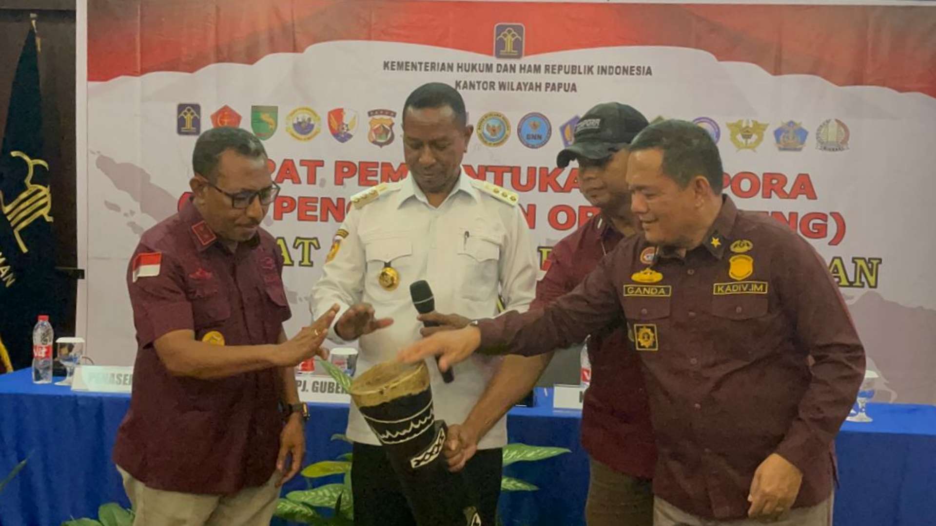 rawan-dimasuki-orang-asing-papua-selatan-bentuk-tim-pora