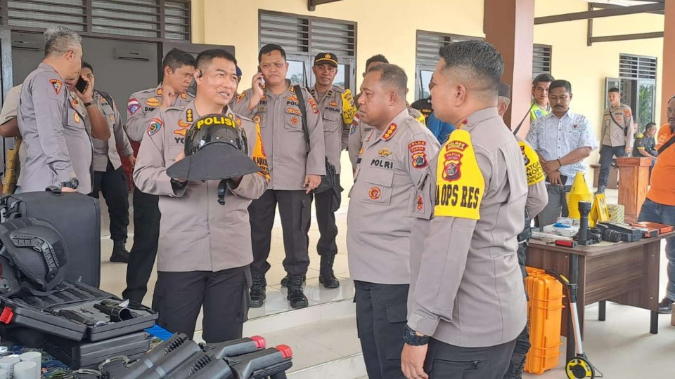 polres-mimika-siasati-keterbatasan-peralatan-amankan-pemilu