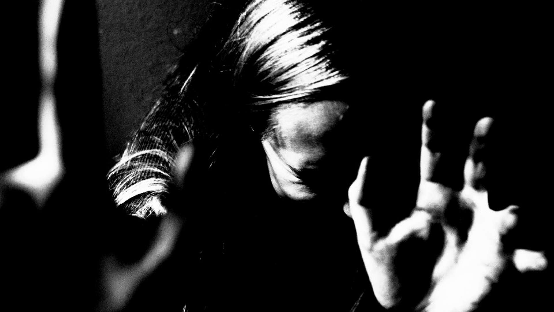 tak-sengaja-tabrak-motor-gadis-ini-malah-jadi-korban-pemerkosaan