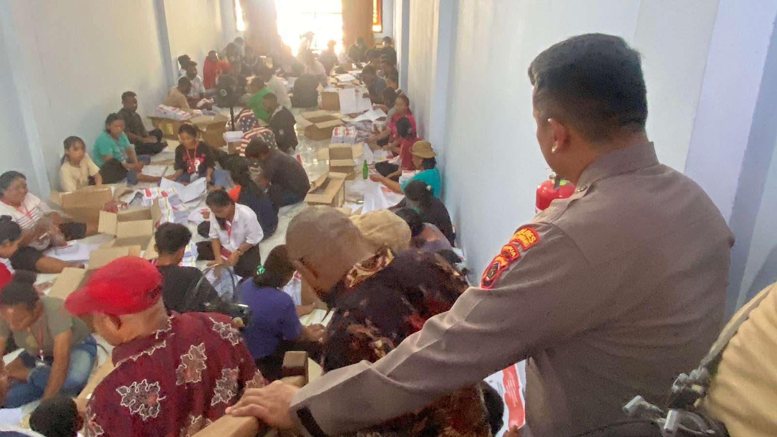 kapolres-pastikan-keamanan-pelipatan-surat-suara-di-pegunungan-bintang