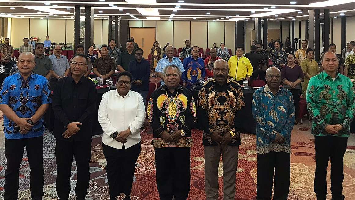 ribka-haluk-ke-mimika-pastikan-apbd-2024-segera-diketok