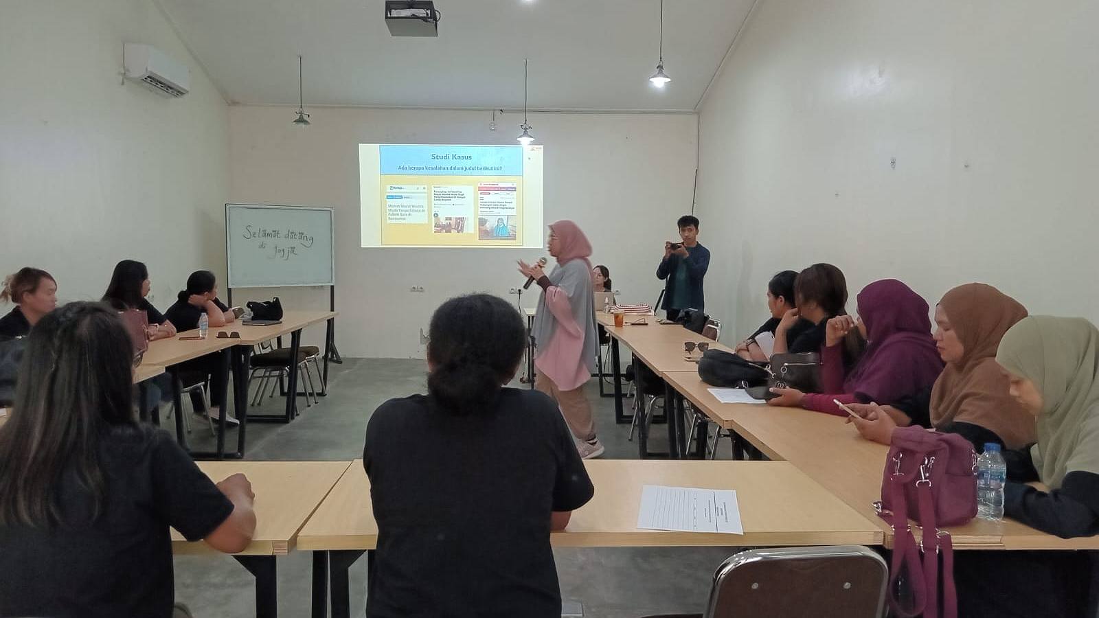 jurnalis-perempuan-mimika-belajar-isu-gender-bareng-aktivis-perempuan-di-jogja