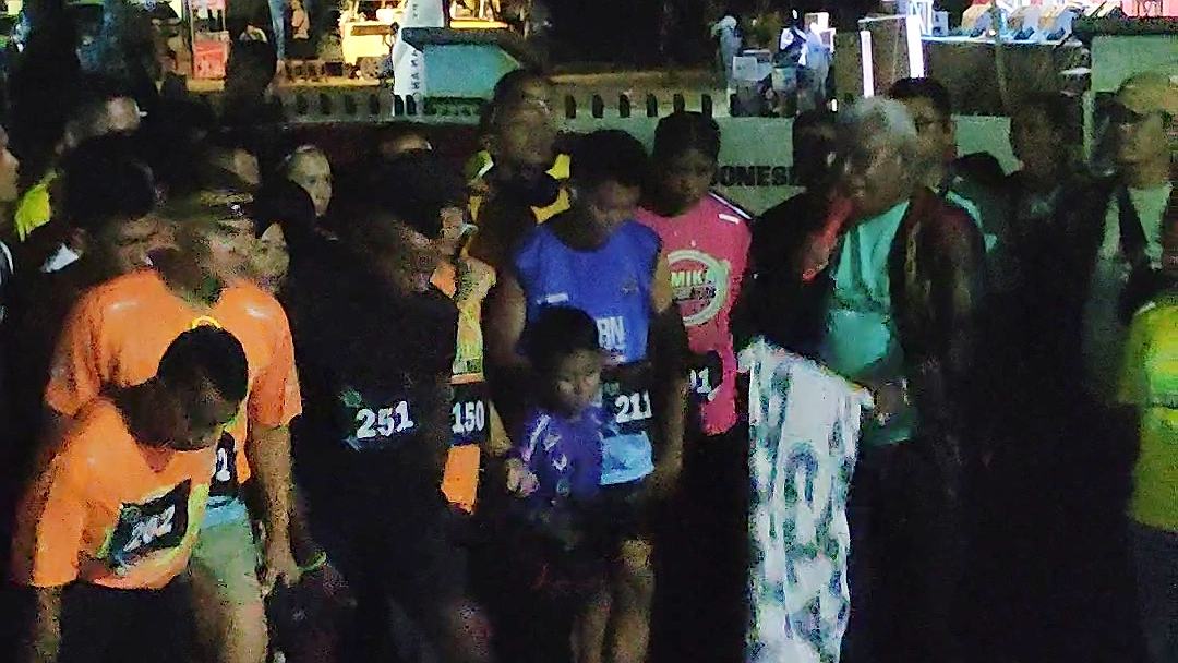 nurdin-la-haya-tri-yangrapa-ayorbaba-tercepat-di-timikanight-run