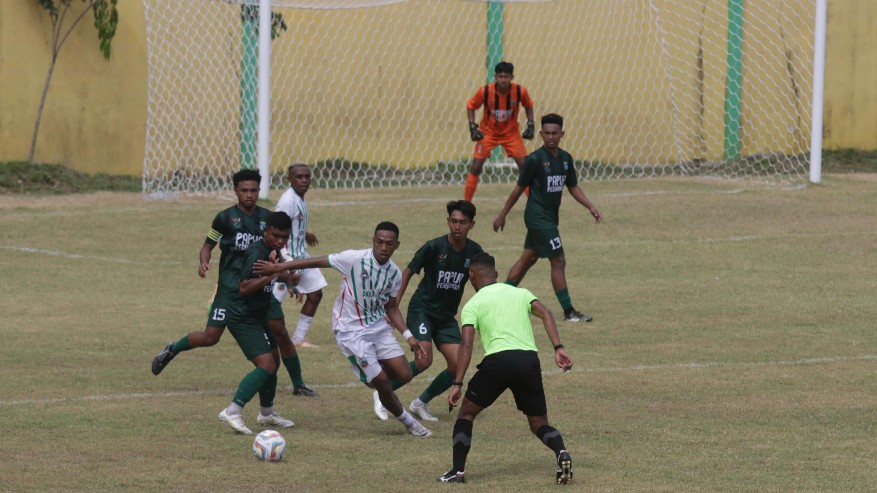 tahan-imbang-tuan-rumah-tim-sepak-bola-putra-papua-pegunungan-lolos-ke-pon-xxi