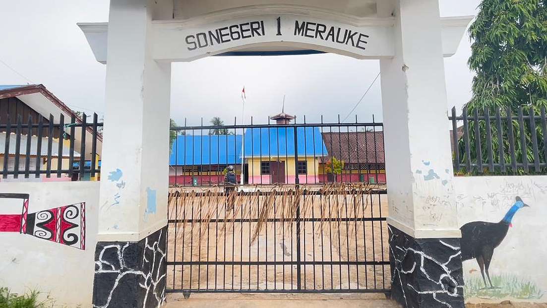 sd-negeri-1-merauke-dipalang-pendidikan-ratusan-siswa-telantar