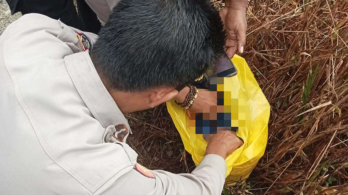 pelaku-pembuang-bayi-dalam-kantong-plastik-belum-terungkap