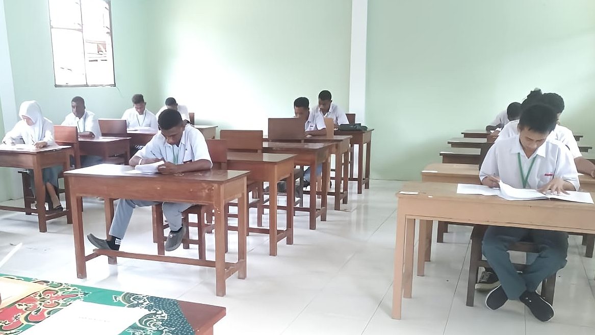 16-siswa-smk-mararti-timika-ikut-uas