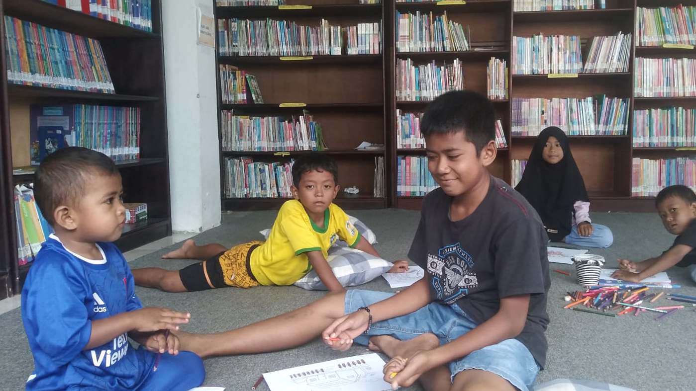 perpustakaan-daerah-tak-pernah-sepi-pengunjung