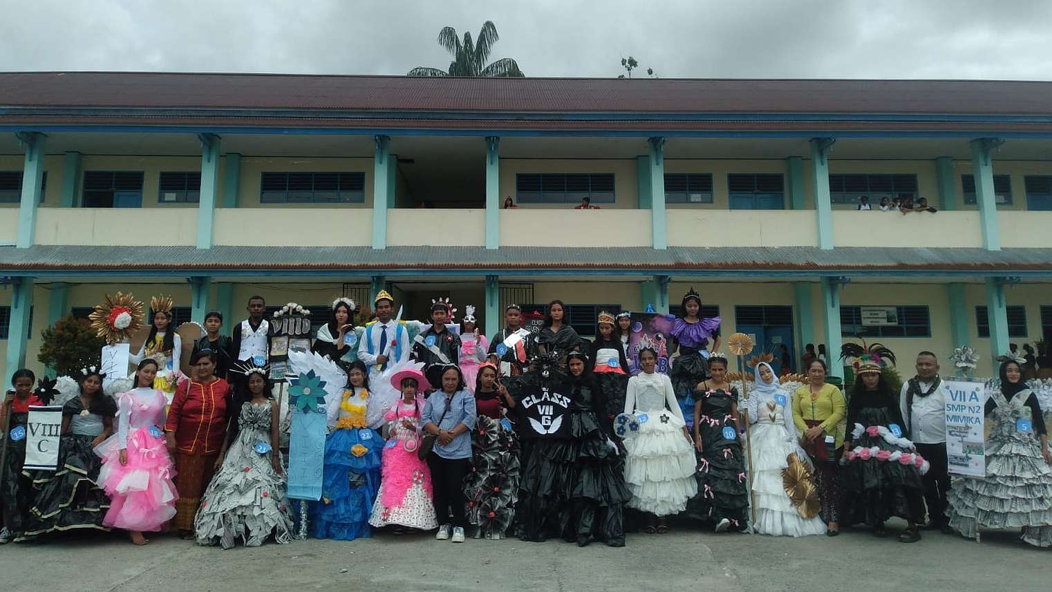 Peserta fashion show SMPN 2 Mimika. Foto: Martha/ Papua60detik