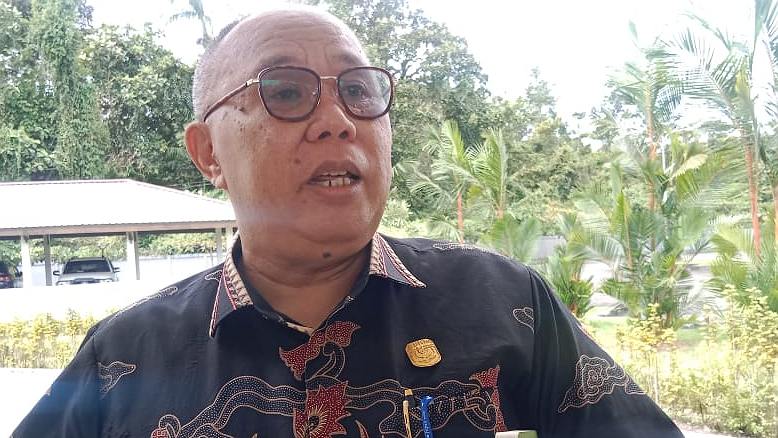 pdi-perjuangan-mimika-usung-john-rettob-sebagai-calon-tunggal-bupati