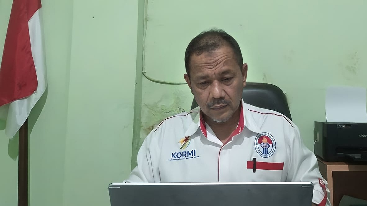 Kepala SMK Yapis Timika, Sahaka Rumagia. Foto: Martha/ Papua60detik