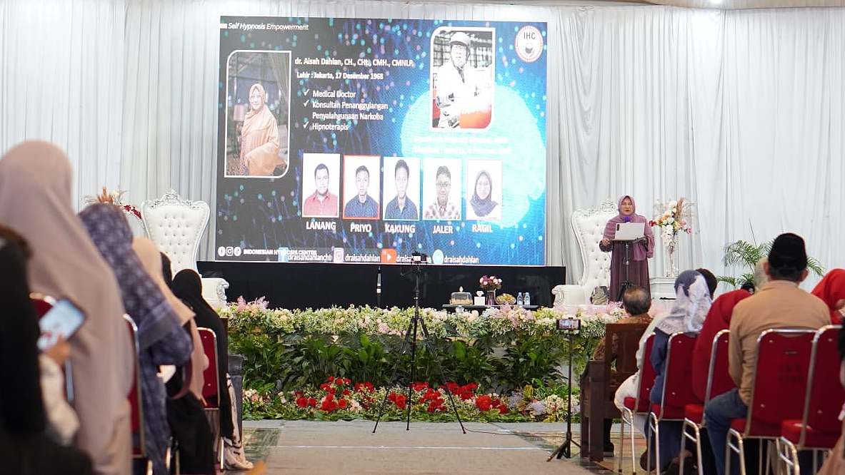 sit-permata-papua-gandeng-dr-aisyah-dahlan-seminar-parenting
