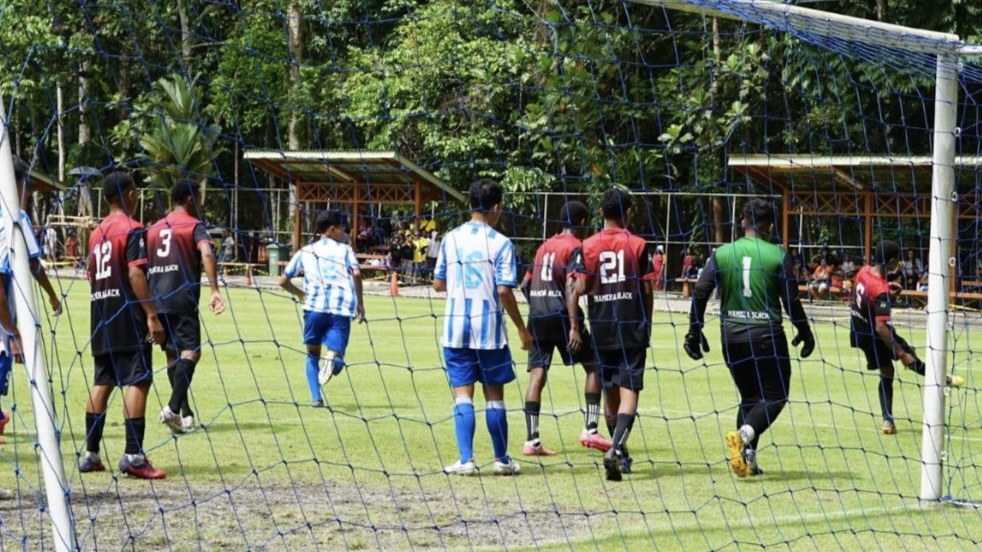akademi-wbfc-raih-6-poin-usai-lesakkan-10-gol-ke-gawang-ssb-wania-imipi
