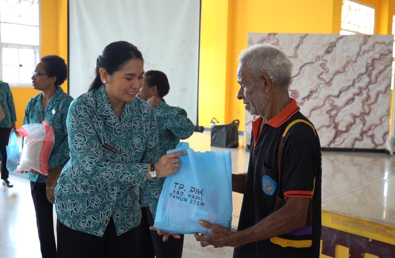 pkk-mappi-gelar-bakti-sosial-peringati-hari-kesatuan-gerakan-pkk-dan-hari-kartini